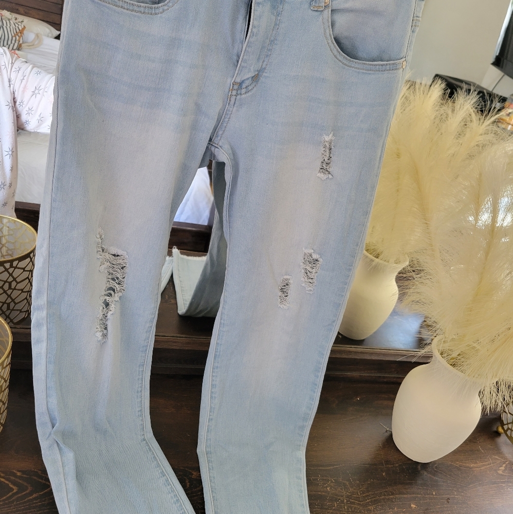 K's more destressed jeans